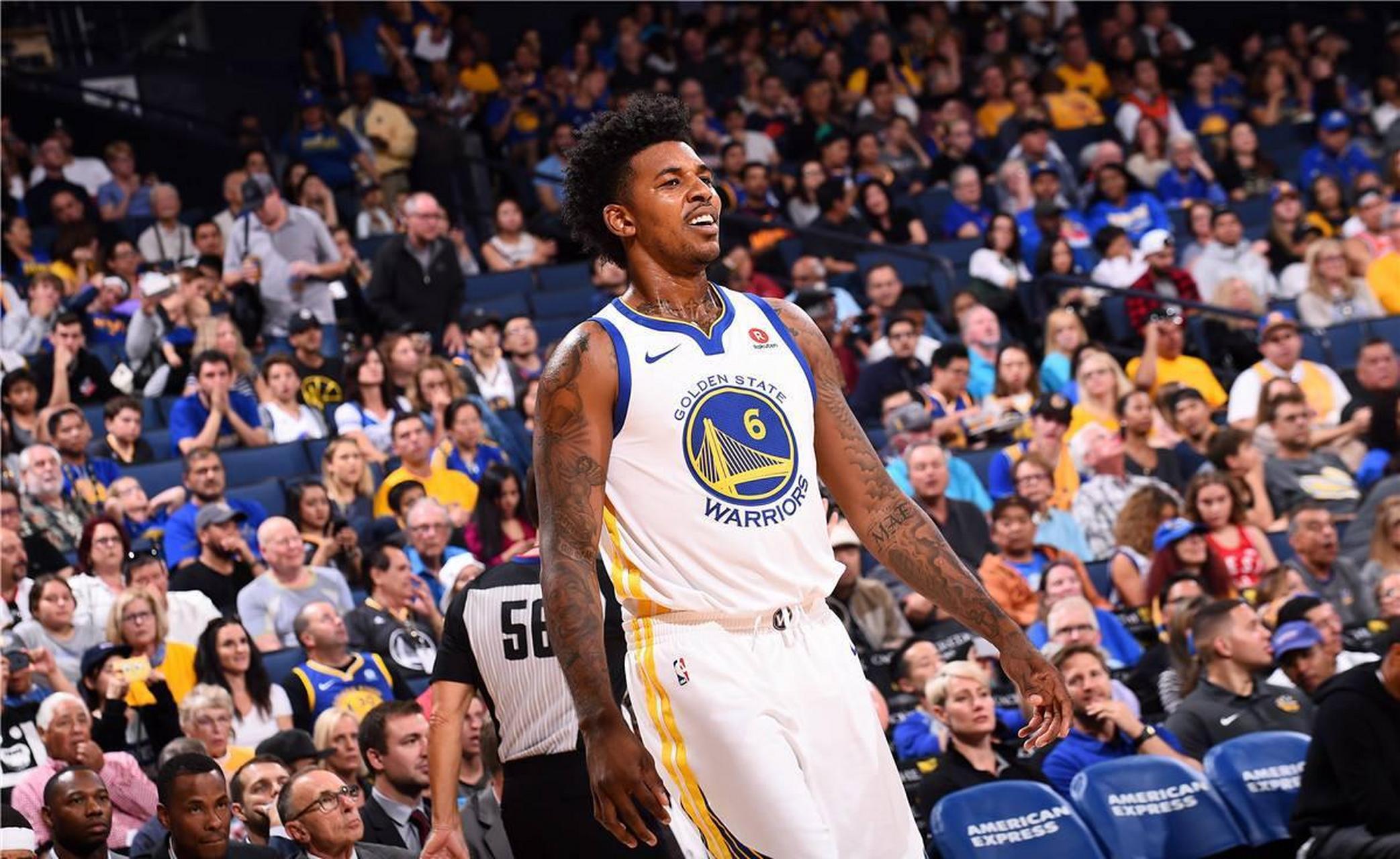 烟花都能照 烟花都能照